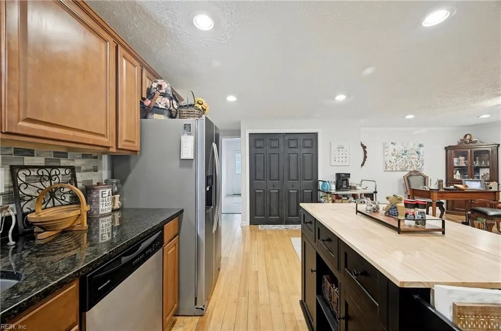 8729 Marlfield RD, GLOUCESTER VA 23061 thumb 9