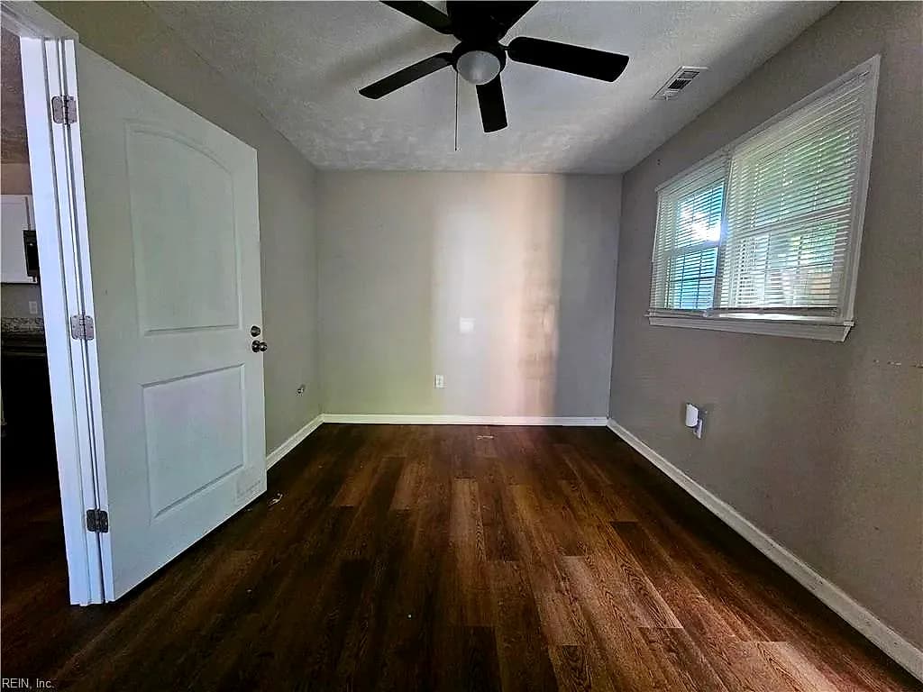 1044 26th ST, NEWPORT NEWS VA 23607 thumb 9