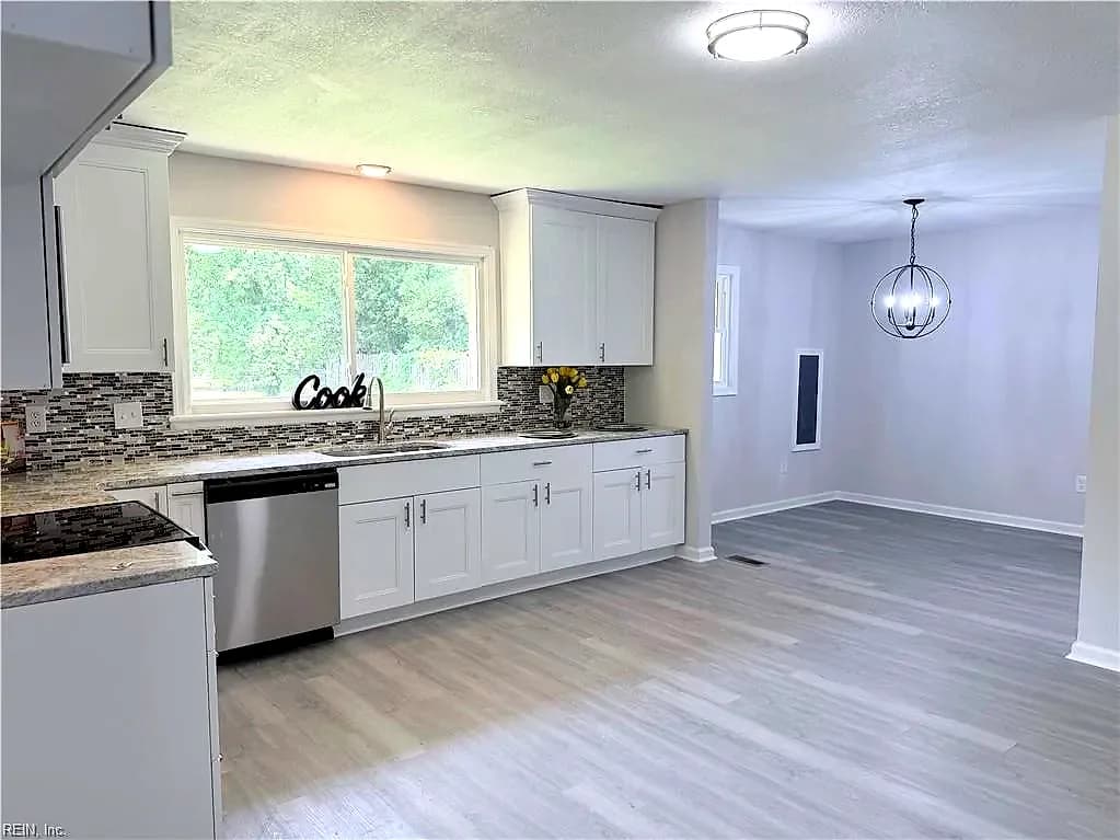 10 C C Spaulding DR, HAMPTON VA 23666 thumb 10