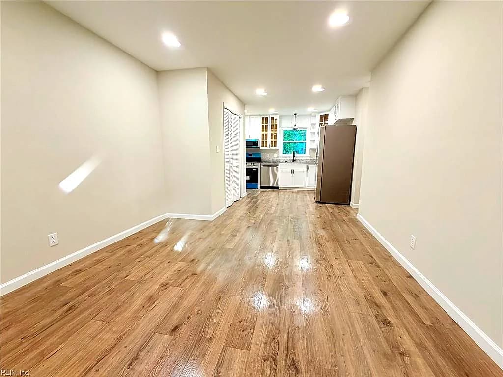 62 Hollywood AVE, HAMPTON VA 23661 thumb 6