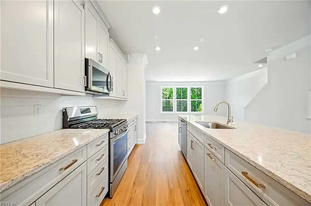9 Bracewell LN, YORKTOWN VA 23692 thumb 11