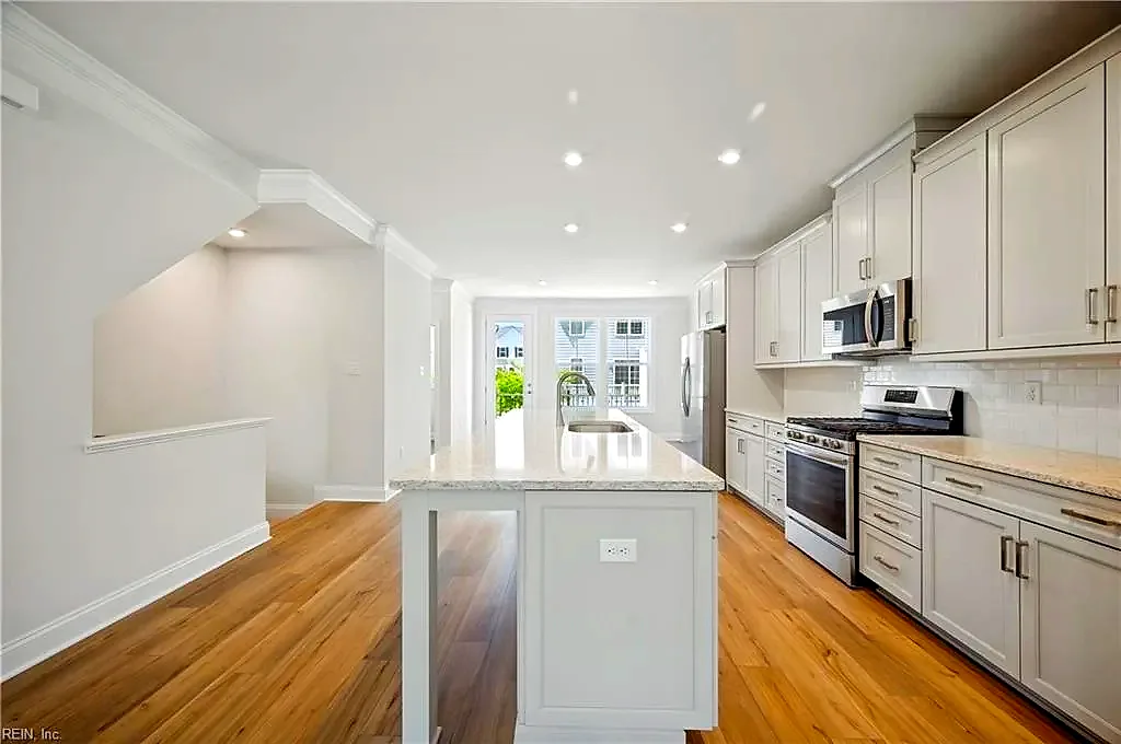 9 Bracewell LN, YORKTOWN VA 23692 thumb 12