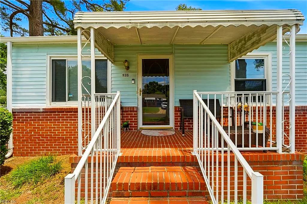 135 Allard RD, PORTSMOUTH VA 23701 - Photo 5