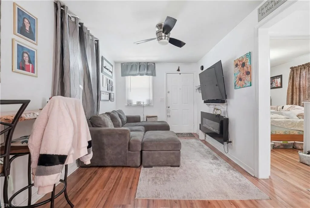 802 Teach ST, HAMPTON VA 23661 thumb 12