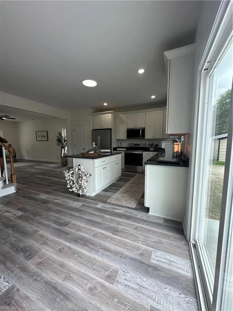 937 Spaulding DR, NORFOLK VA 23513 thumb 6