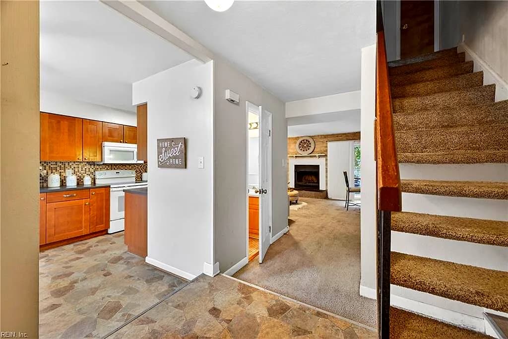 4346 Stafford DR, CHESAPEAKE VA 23321 - Photo 4