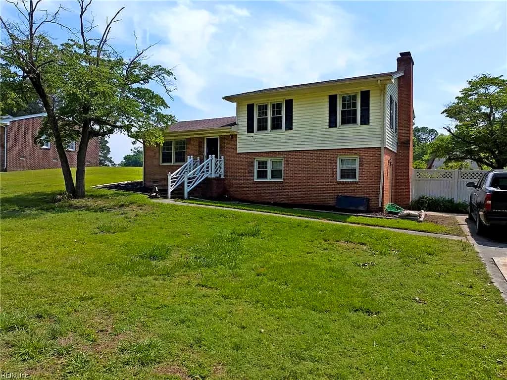 24209 Lovers LN, WINDSOR VA 23487 - Main photo