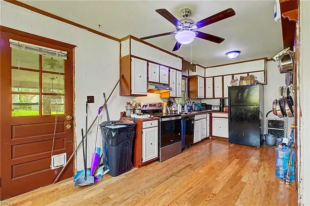 24209 Lovers LN, WINDSOR VA 23487 thumb 6