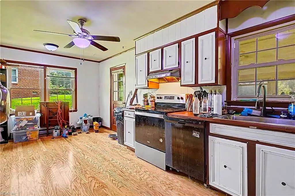 24209 Lovers LN, WINDSOR VA 23487 thumb 8
