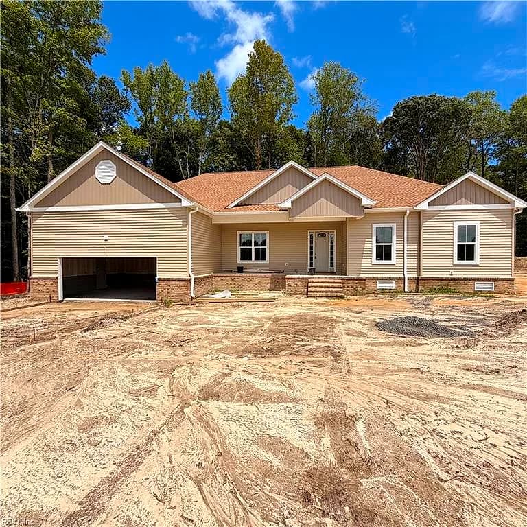 15661 Scotts Factory RD, SMITHFIELD VA 23430 - Main photo