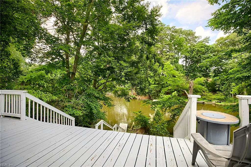 208 Captains LN, NEWPORT NEWS VA 23602 thumb 10