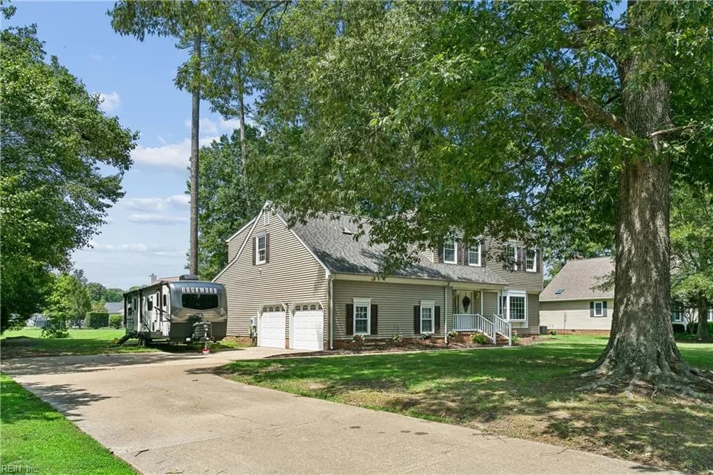 22 Valmoore DR, POQUOSON VA 23662 - Photo 3