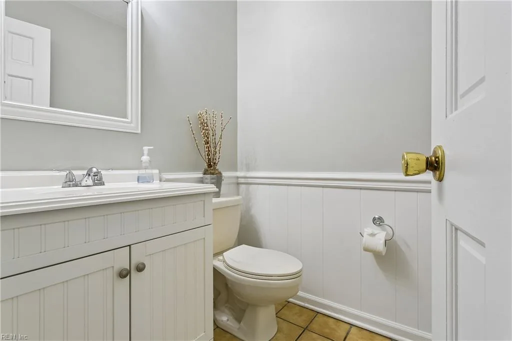 22 Valmoore DR, POQUOSON VA 23662 thumb 9