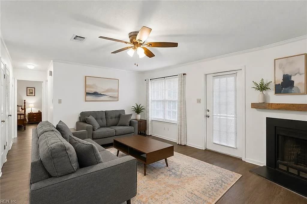 100 Windsor LN #D, WILLIAMSBURG VA 23185 - Photo 3