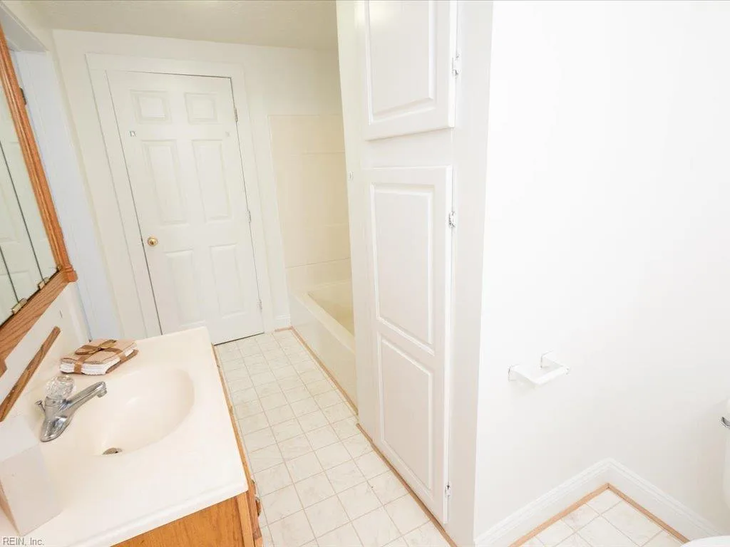 10804 Smiths Neck RD, CARROLLTON VA 23314 thumb 11