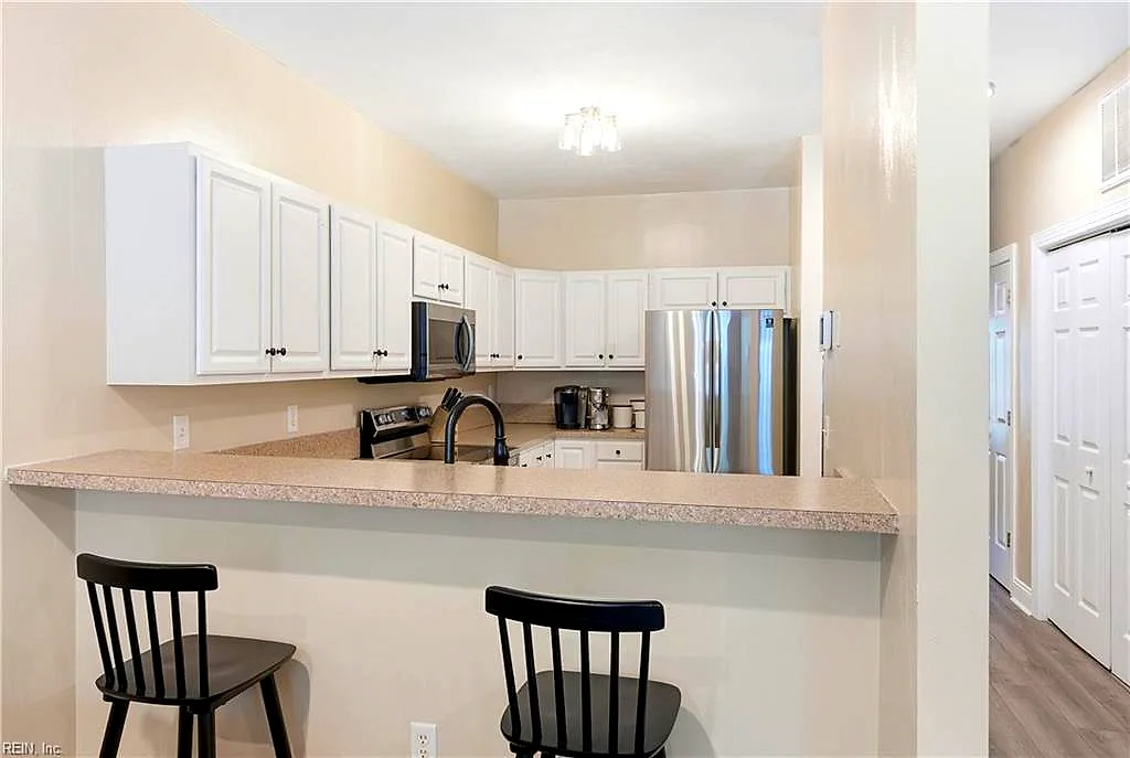 200 Maple AVE #E, NORFOLK VA 23503 thumb 10