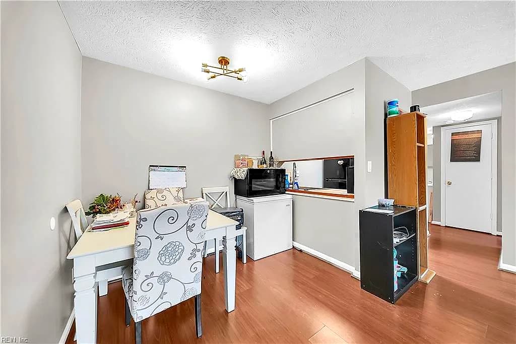 240 Pacific DR, HAMPTON VA 23666 thumb 11