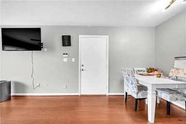 240 Pacific DR, HAMPTON VA 23666 thumb 5