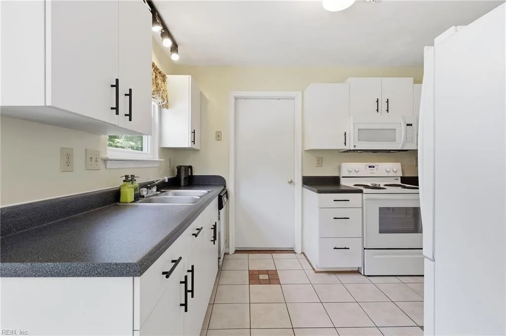 1346 Reedtown RD, VIRGINIA BEACH VA 23455 thumb 11