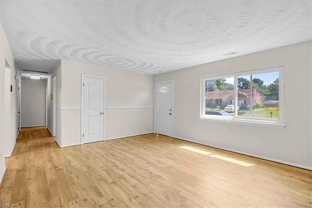 2833 Candlewood CIR, CHESAPEAKE VA 23324 thumb 9