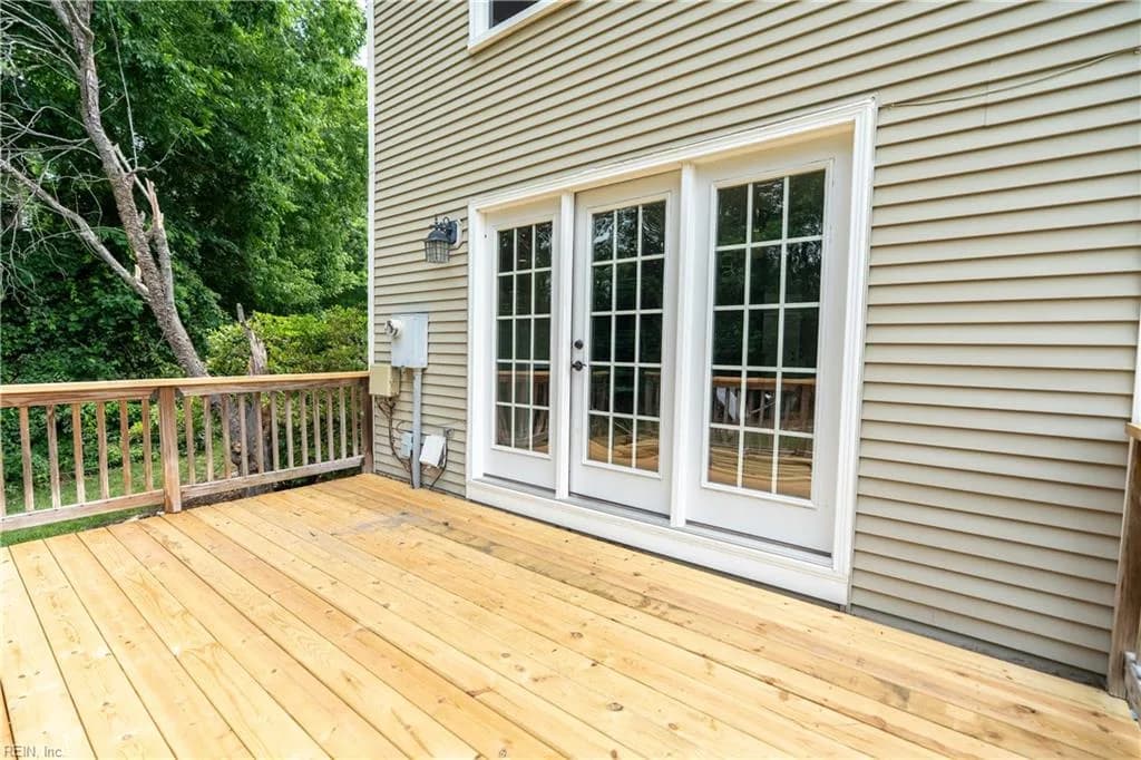303 Bridge XING, YORKTOWN VA 23692 thumb 7