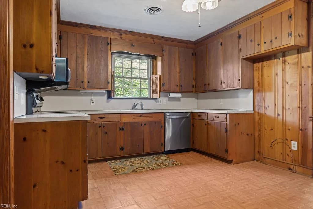 18365 Virginia AVE, BOYKINS VA 23827 thumb 11