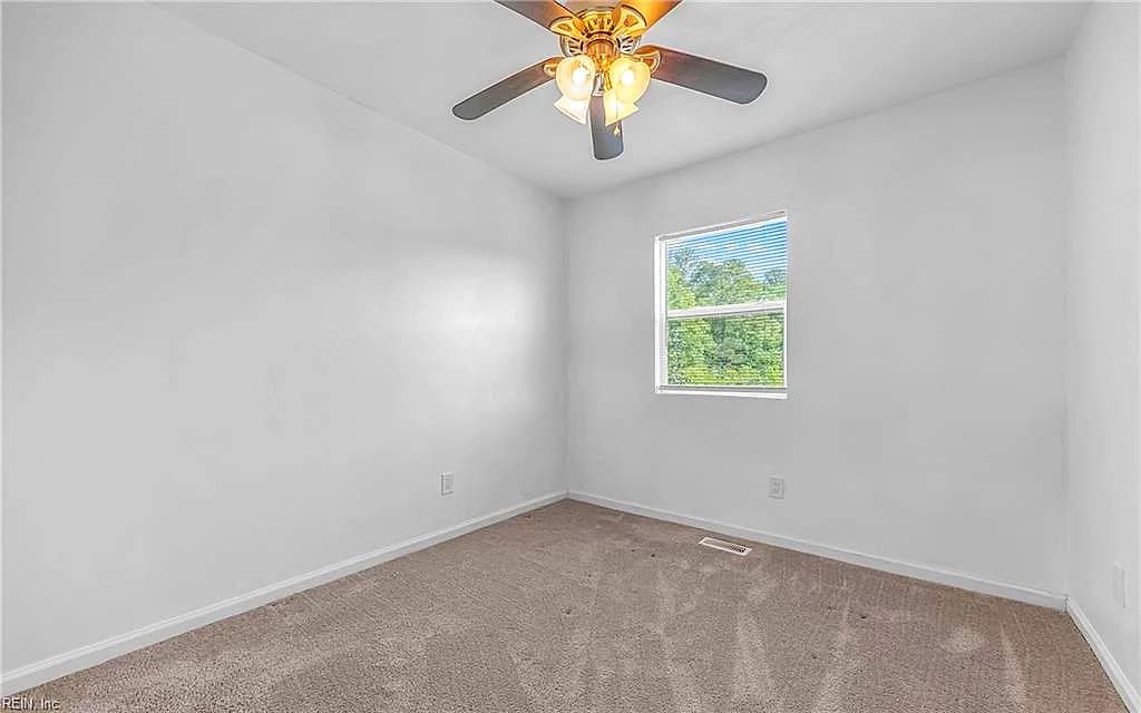 3250 Saxon PL, VIRGINIABEACH VA 23453 thumb 10