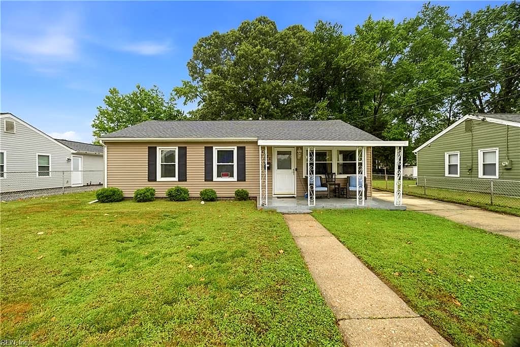 1521 Morgan DR, HAMPTON VA 23663 - Photo 4