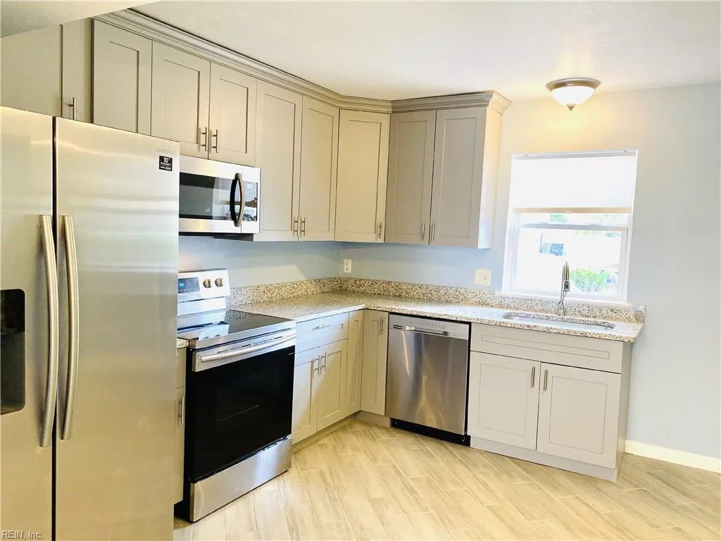 710 White Hall LN, VIRGINIABEACH VA 23462 thumb 12