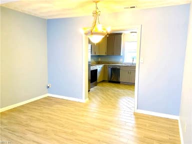 710 White Hall LN, VIRGINIA BEACH VA 23462 thumb 5
