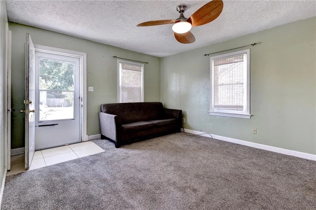 11 Thornrose AVE, HAMPTON VA 23669 thumb 8