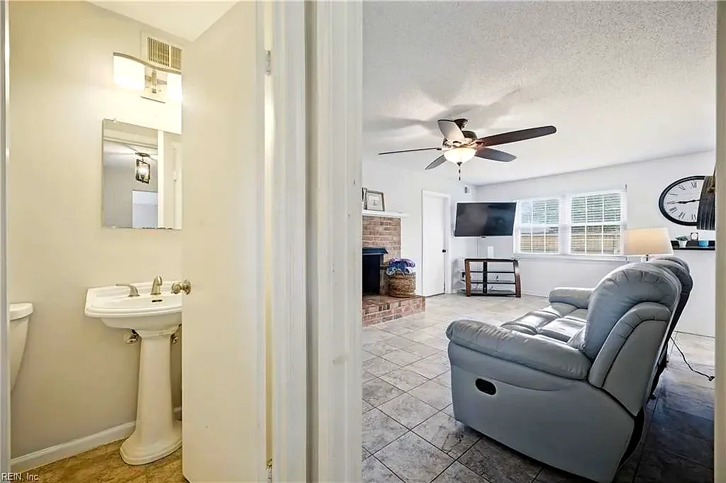 3728 Strathmoor CIR, VIRGINIA BEACH VA 23452 thumb 10