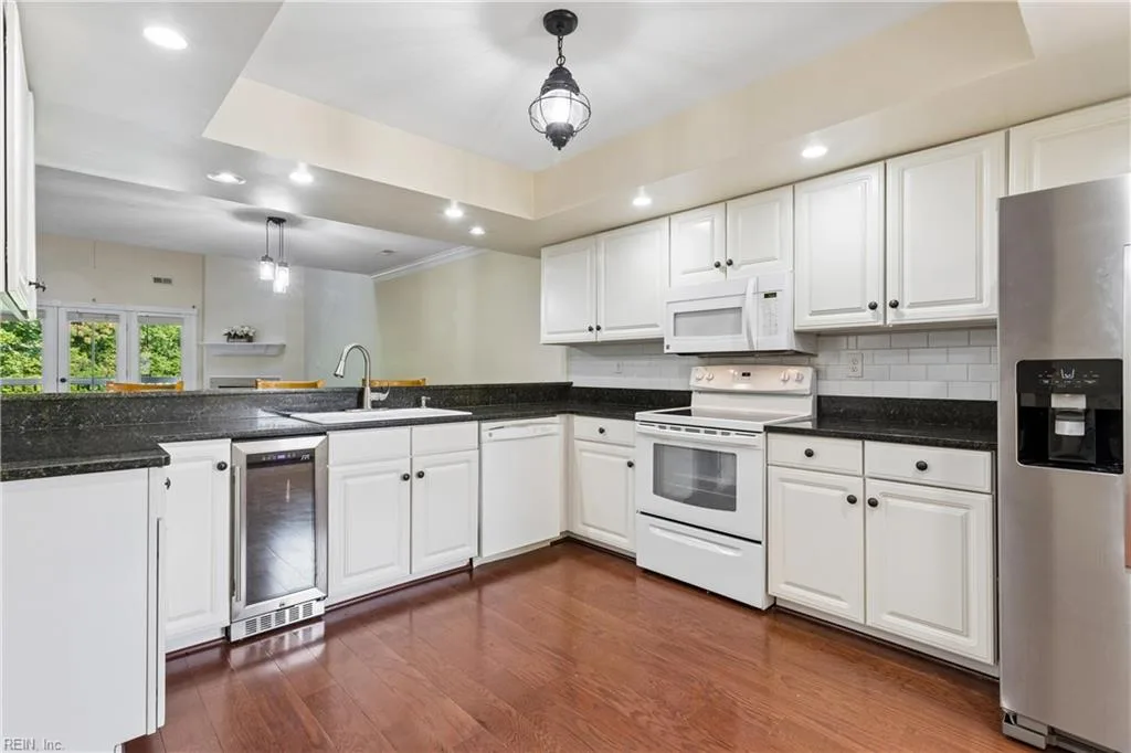 208 Genoa DR #17, HAMPTON VA 23664 thumb 7