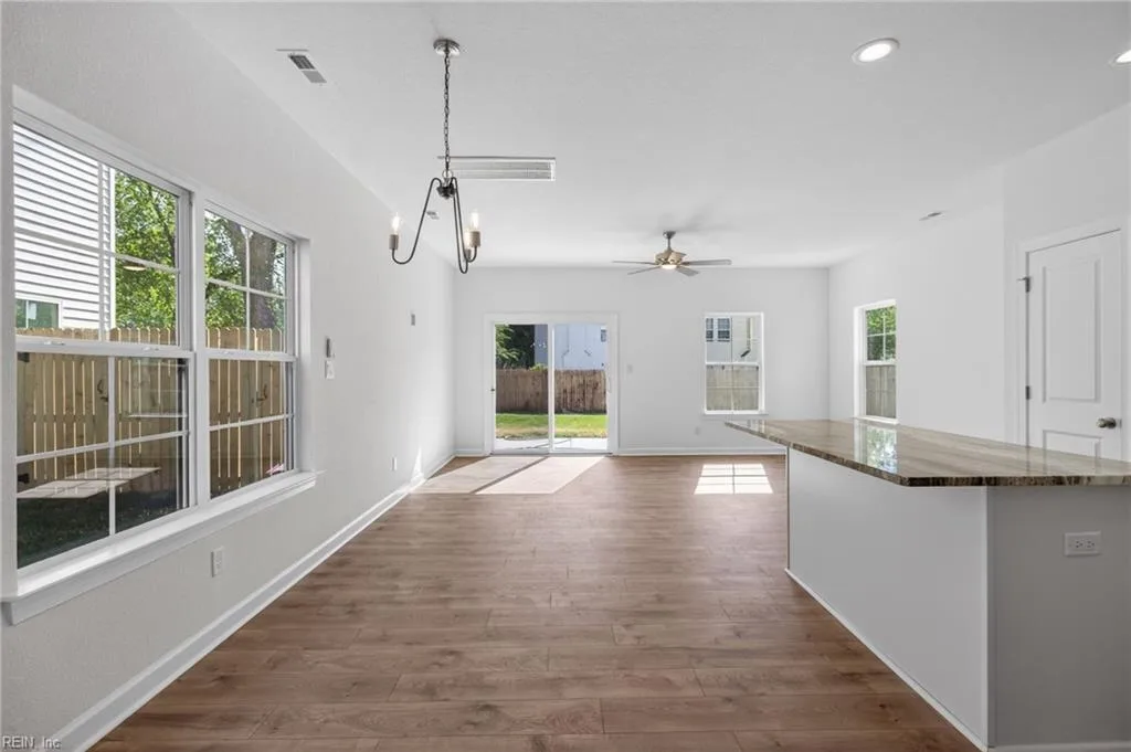 132 S Gum AVE, VIRGINIA BEACH VA 23452 thumb 8
