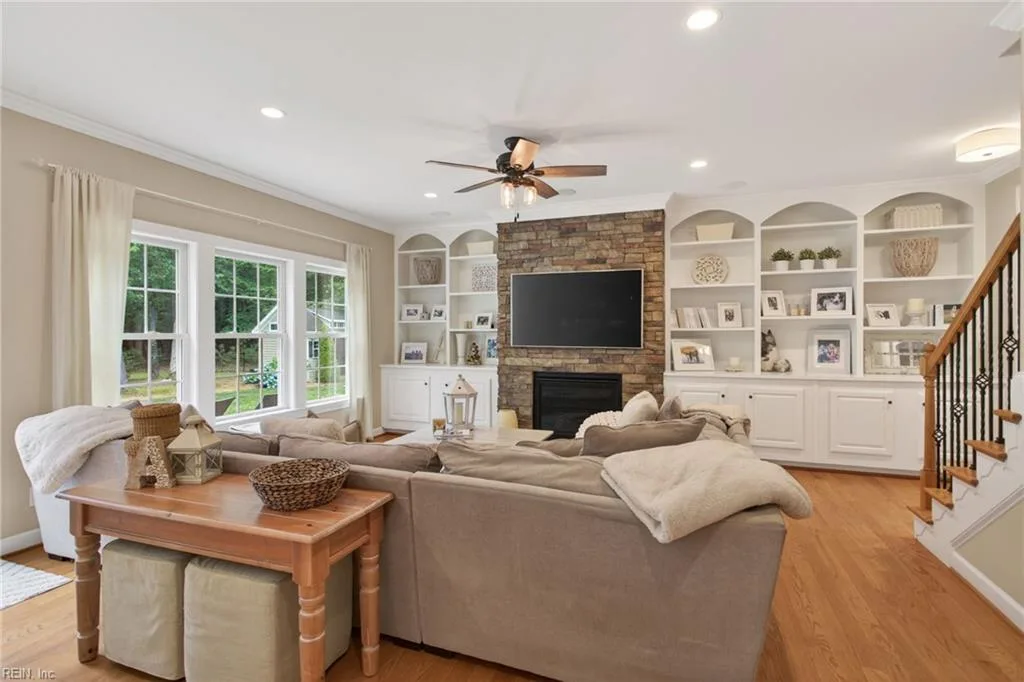 118 Collington RN, YORKTOWN VA 23693 thumb 12