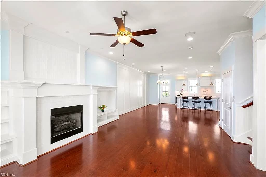 4176 E Beach DR, NORFOLK VA 23518 thumb 11