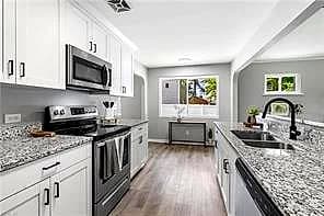 1073 Scenic BLVD, CHESAPEAKE VA 23322 thumb 11