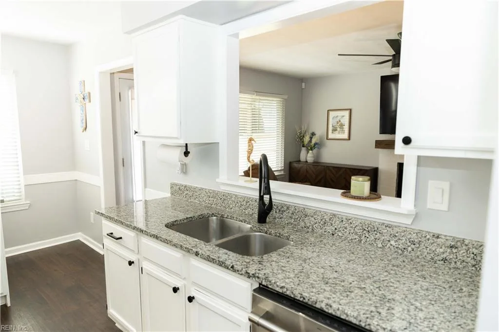 1848 Monument DR, VIRGINIA BEACH VA 23464 thumb 12