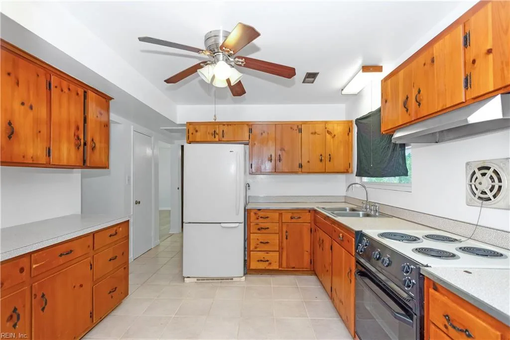801 Lemaster AVE, HAMPTON VA 23669 thumb 11