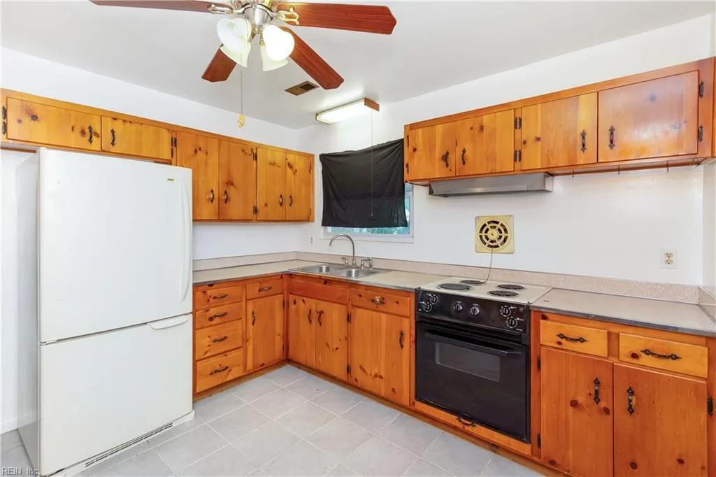 801 Lemaster AVE, HAMPTON VA 23669 thumb 12