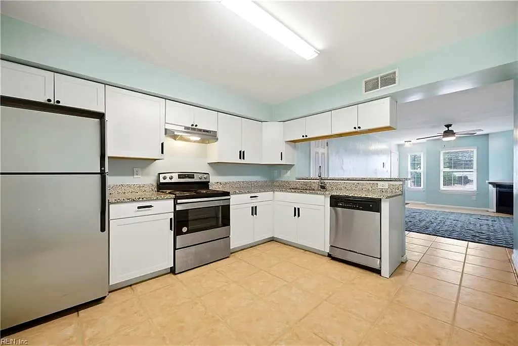 4825 Beach Landing CT #Beac, VIRGINIABEACH VA 23455 thumb 7