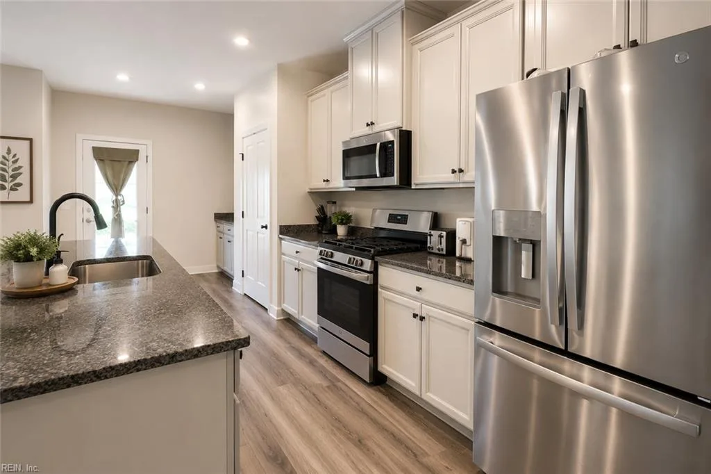 181 Cedar Crest DR, SMITHFIELD VA 23430 thumb 8