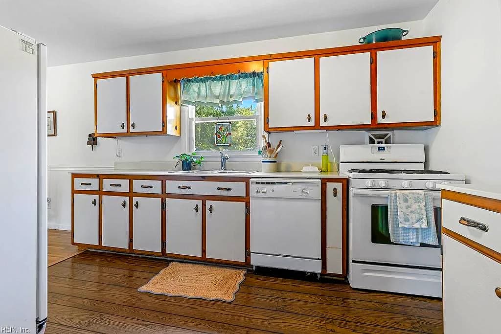 3248 Providence RD, HAYES VA 23072 thumb 9