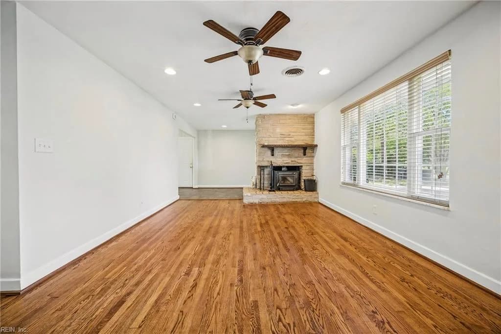 6916 Riddick ST, NORFOLK VA 23518 thumb 11
