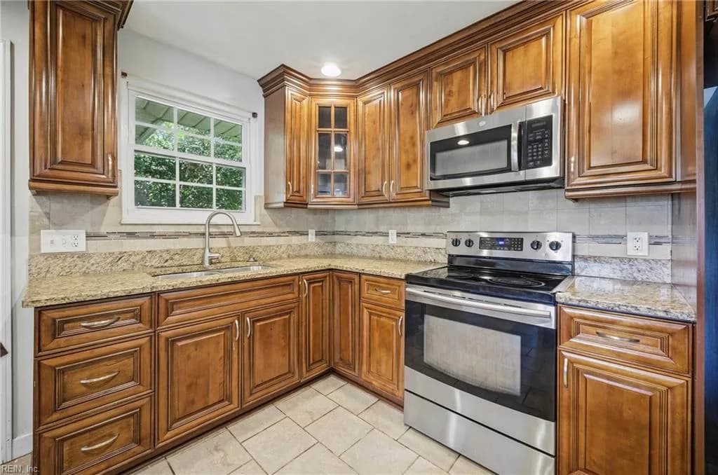 6916 Riddick ST, NORFOLK VA 23518 thumb 10