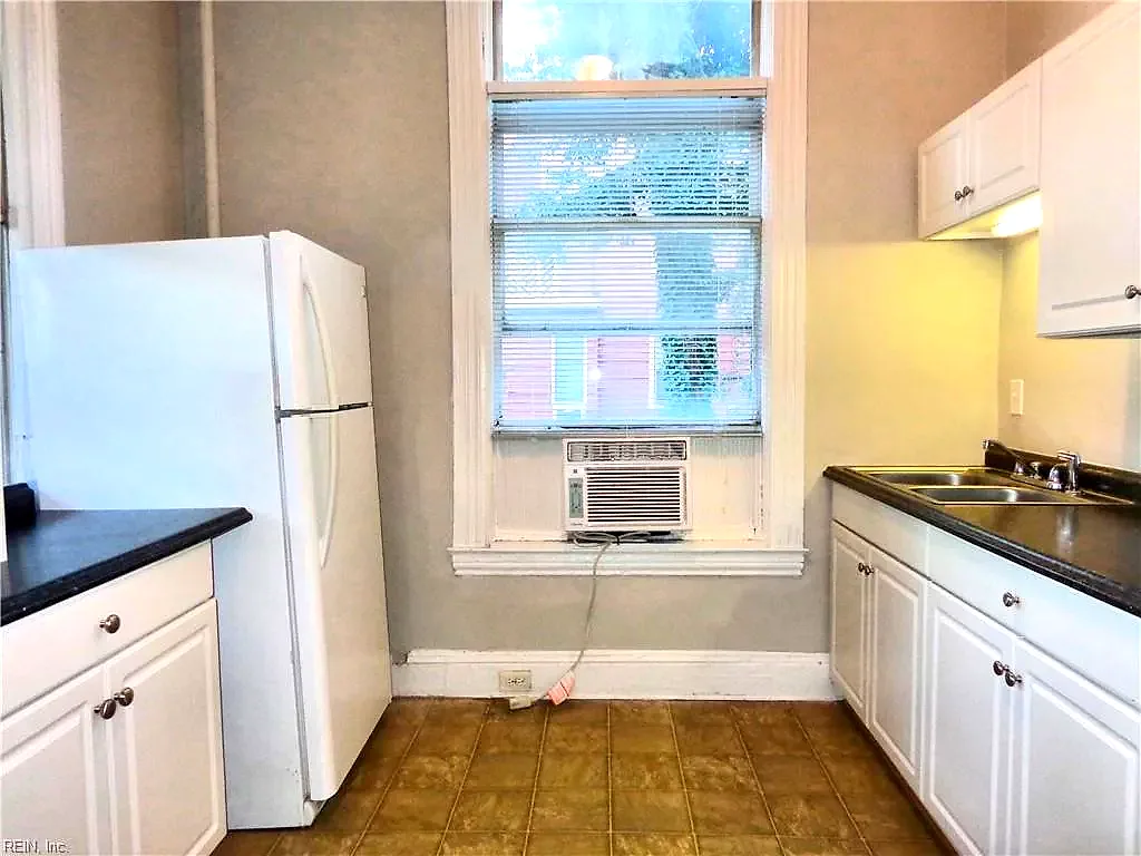 407 Fairfax AVE #103, NORFOLK VA 23507 thumb 6