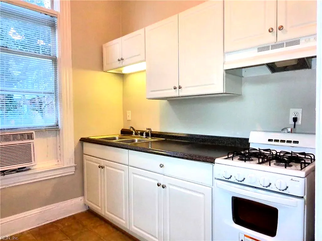 407 Fairfax AVE #103, NORFOLK VA 23507 thumb 8