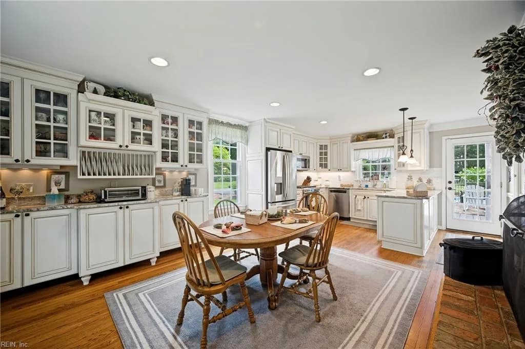 423 Weston RD, YORKTOWN VA 23692 thumb 12