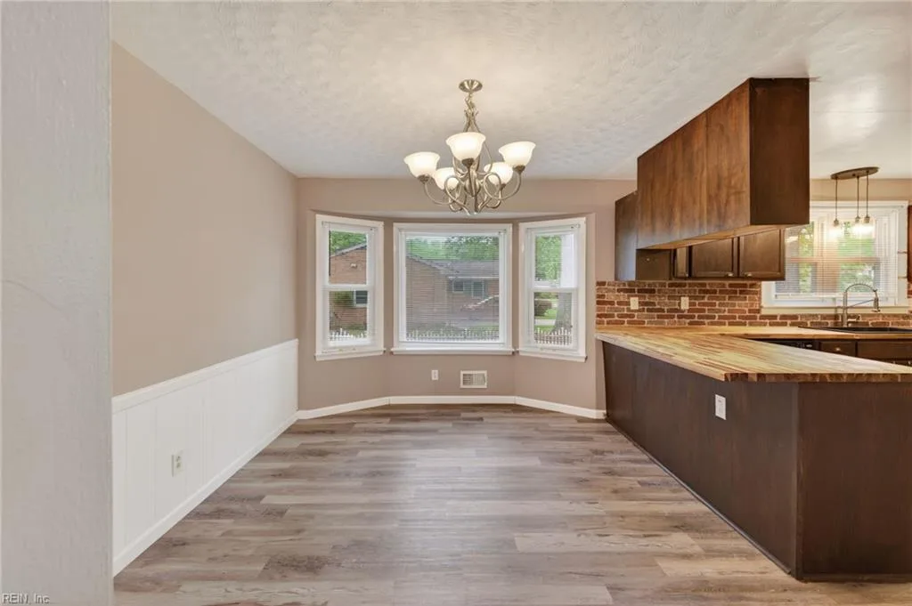 601 Rock DR, CHESAPEAKE VA 23323 thumb 6