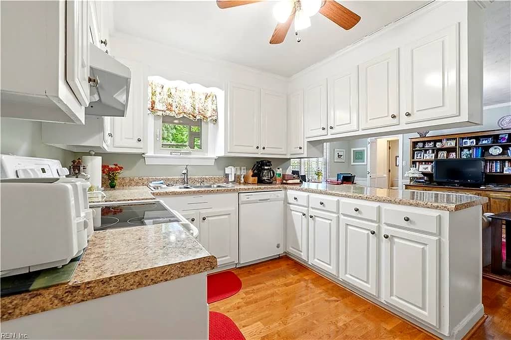 104 Pine Ave AVE, FRANKLIN VA 23851 thumb 11